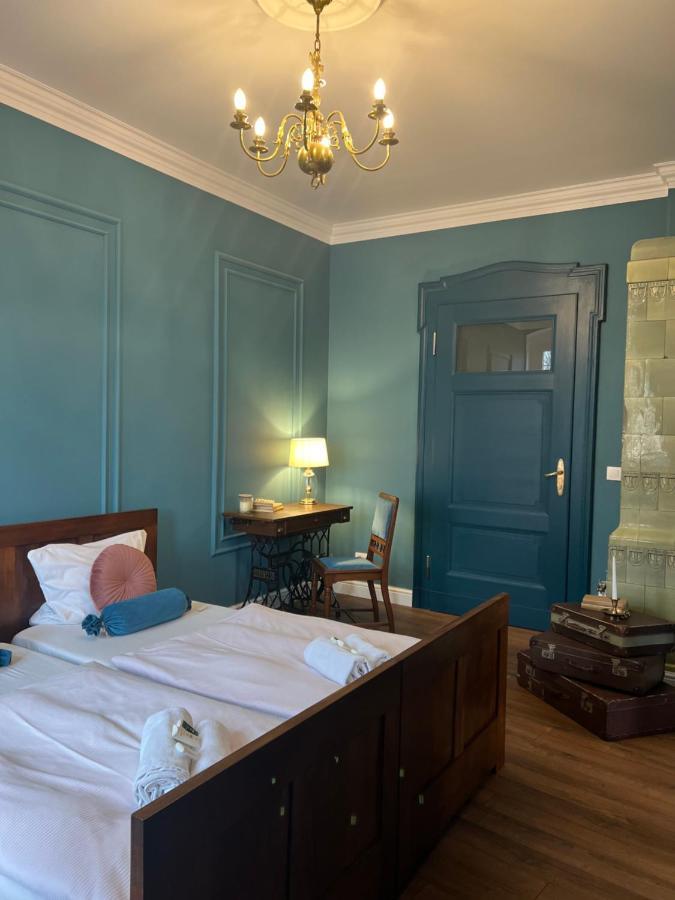 Apartament Baron ***** イェレニャ・グーラ エクステリア 写真
