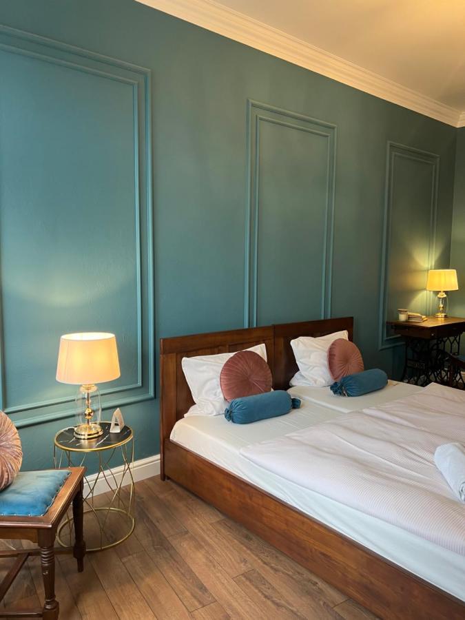 Apartament Baron ***** イェレニャ・グーラ エクステリア 写真