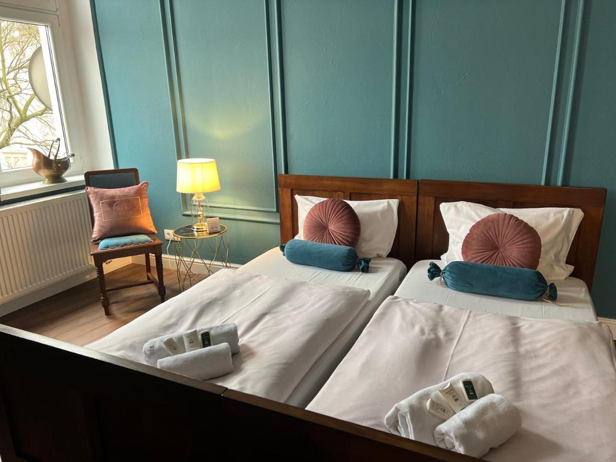 Apartament Baron ***** イェレニャ・グーラ エクステリア 写真
